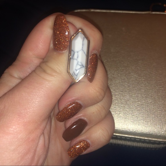 Adjustable Ring 💍 - Picture 2 of 3